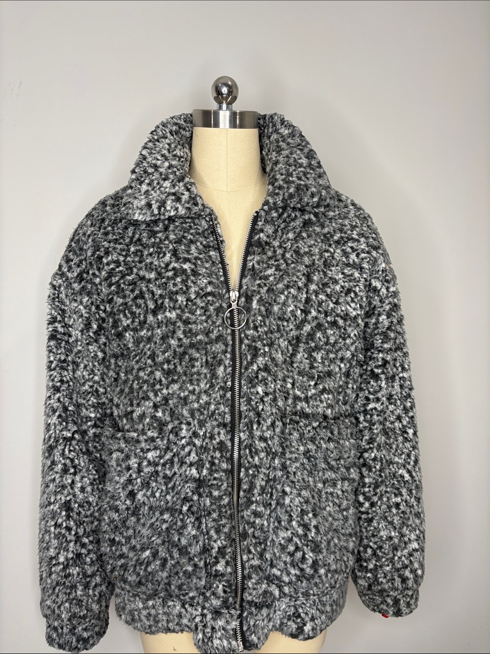 C&C California Sherpa Faux Fur Full Zip Jacket Medium Black Gray
